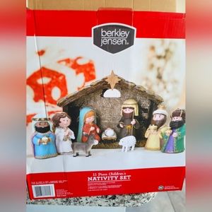 Kid Nativity Set